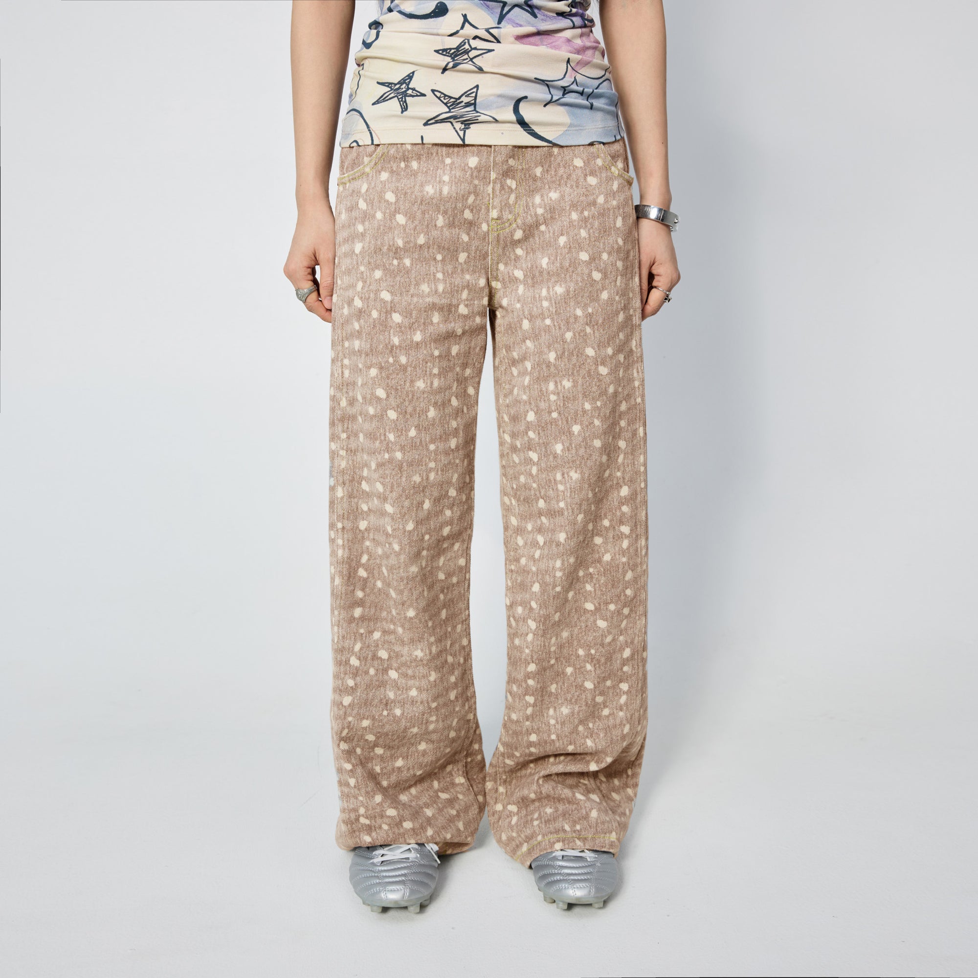 Arthur Apparel light brown straight leg jeans with white spots